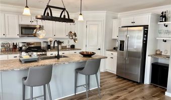 16 Valiant Dr, Coventry, RI 02816