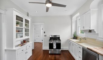 1802 LAWRENCE St NE, Washington, DC 20018