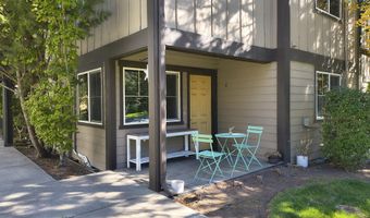 1941 NW Monterey Pines Dr 6, Bend, OR 97703