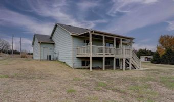 10307 Quail Ln, Arkansas City, KS 67005