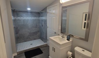 42310 N Woodbine Ave, Antioch, IL 60002