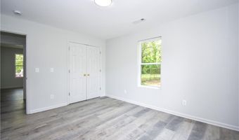 1706 SIMPSON St, Alexander City, AL 35010