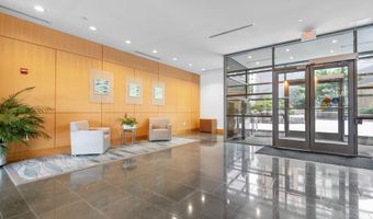 2001 15TH St N 306, Arlington, VA 22201