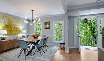 813 Lakeshore Dr, Berkeley Lake, GA 30096