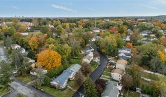 2 Oak Grove Blvd, North Providence, RI 02911