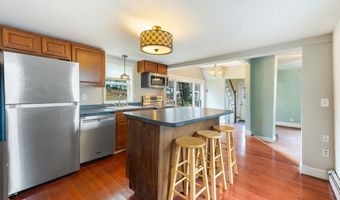 44 Mary Carroll St, Auburn, ME 04210