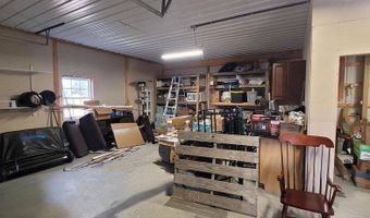 208 Fernwood Dr, Harrington, DE 19952