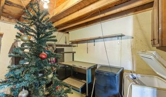 412 E Holland Ave, Alpine, TX 79830
