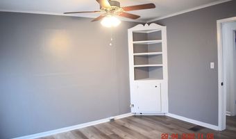 121 S COX St, Bastrop, LA 71220