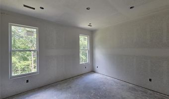28 Lockhart Dr, Bella Vista, AR 72715