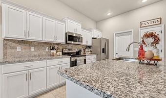 5907 NW Sherman St, Bentonville, AR 72713
