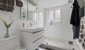 54 Bryon Rd 2, Boston, MA 02467