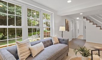 4610 ROXBURY Dr, Bethesda, MD 20814