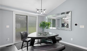 1203 Greenfield Dr, Alden, NY 14004