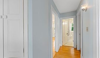 202 Norfolk St, Bangor, ME 04401