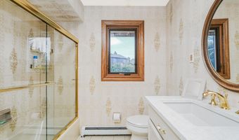 26 Altoona Ave, Staten Island, NY 10306