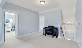 302 Castaway Dr, Bluffton, SC 29910