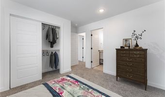 821 Reading Railroad Ln, Bentonville, AR 72713
