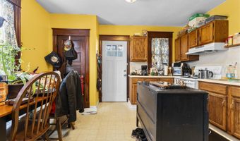 33 Kenney St, Bristol, CT 06010