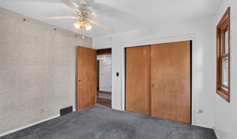 1103 S Darling Dr NW, Alexandria, MN 56308