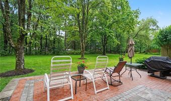 669 Westridge Rd, Akron, OH 44333