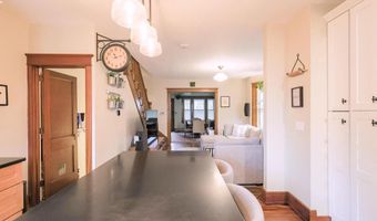 2441 W TILGHMAN St, Allentown, PA 18104