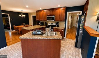 810 N LIMEKILN Pike, Ambler, PA 19002