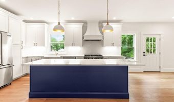 7 Hancock St, Arlington, MA 02474