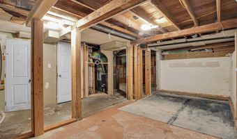 6511 SE NEEDHAM St A, Milwaukie, OR 97222