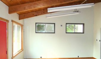 47611 Oregon Coast Hwy, Bandon, OR 97411