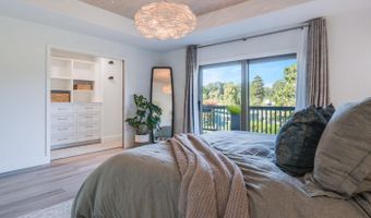 641 Bayview Dr, Aptos, CA 95003