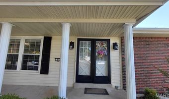 874 Hollyridge Dr, Ballwin, MO 63011