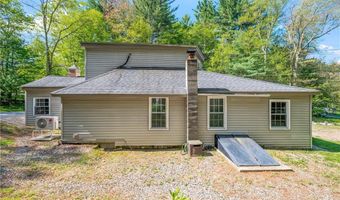 745 Eagle Peak Rd, Burrillville, RI 02859