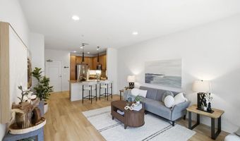 3887 Pell Pl 325, San Diego, CA 92130