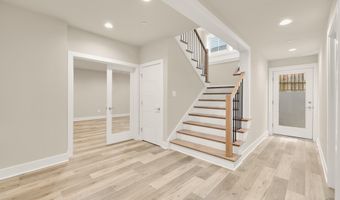 8613 MELWOOD Rd, Bethesda, MD 20817