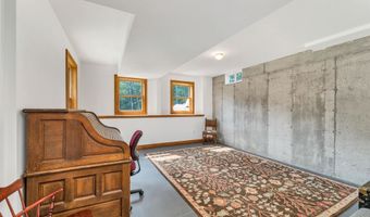 31 Cave Mountain Rd, Bartlett, NH 03812