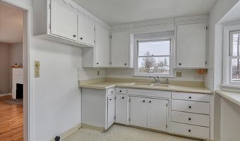 403 W Chestnut St, Almira, WA 99103