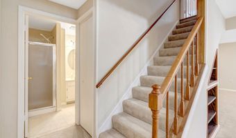 3352 BROKEN KNIFE Ct, Annandale, VA 22003