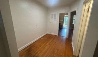 4474 MACARTHUR Blvd NW 2, Washington, DC 20007
