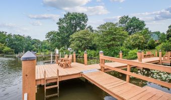 8352 ORANGE Ct, Alexandria, VA 22309