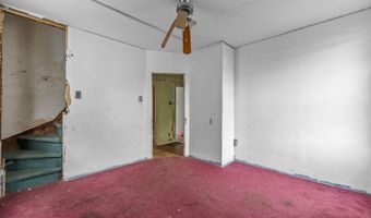 39 W 40TH St, Bayonne, NJ 07002