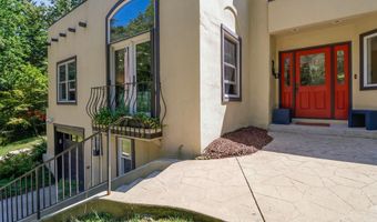 17 E Stillwater Ave, Beverly Shores, IN 46301