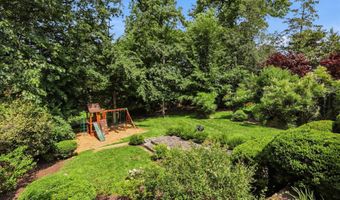 2316 N STAFFORD St, Arlington, VA 22207