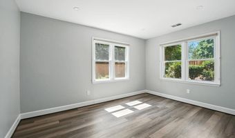 3911 COURTLAND Cir, Alexandria, VA 22305