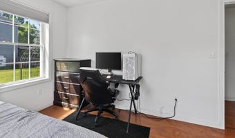 44 Whisper Dr, Bangor, ME 04401