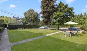 20 Berkeley Ave 2, Newport, RI 02840