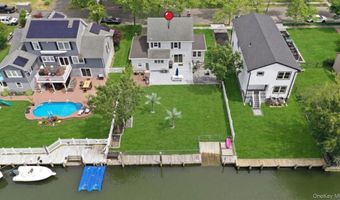 17 Norman Ave, Amityville, NY 11701