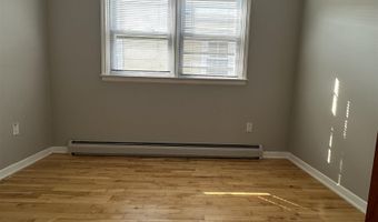 33 E 51ST St 2, Bayonne, NJ 07002