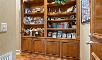 810 Gene Autry Rd, Ardmore, OK 73401