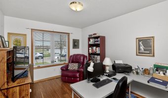 842 Lindsay Ct SW, Altoona, IA 50009